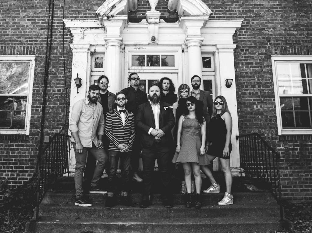 FREE Live Music with The Commonheart